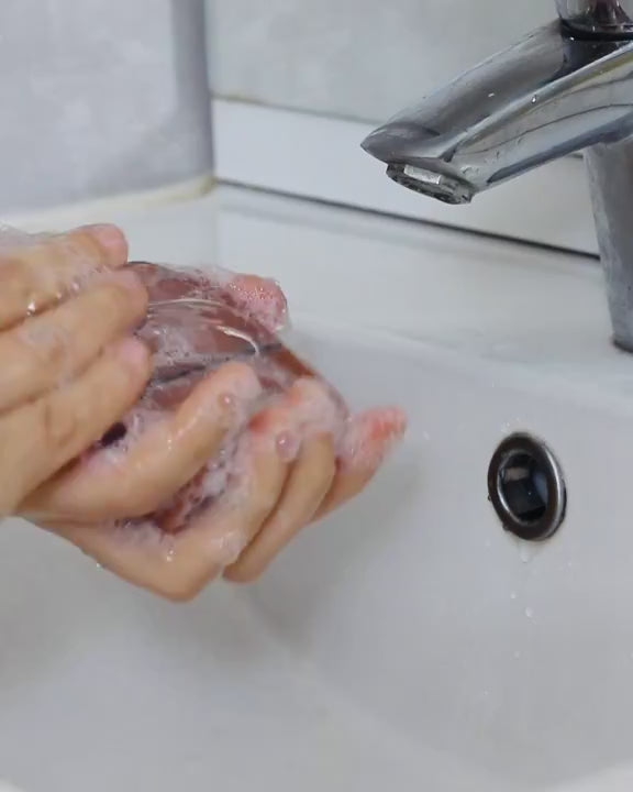 Charger la vidéo : Savon à froid détox | AMARATERRA